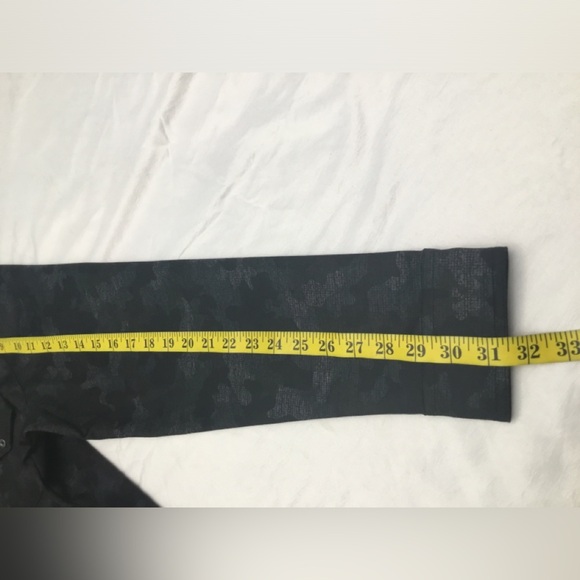 Age of Wisdom Black Shirt - Picture 5 of 13